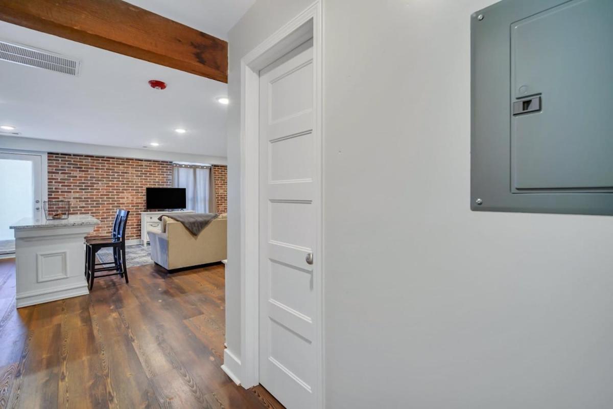 Ferienwohnung Eagle Exec Loft In Downtown Statesboro Exterior foto